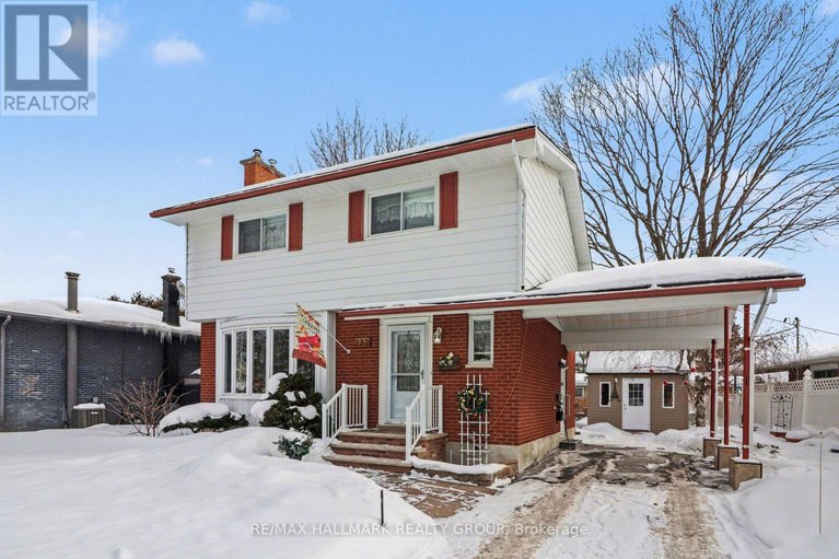 29352871/232-kennedy-lane-w/bilberry-creekqueenswood-heights/ottawa/ontario/K1E1G7_3