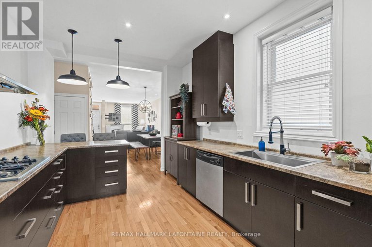 28965257/339-st-patrick-street/lower-townbyward-market/ottawa/ontario/K1N5K6_13