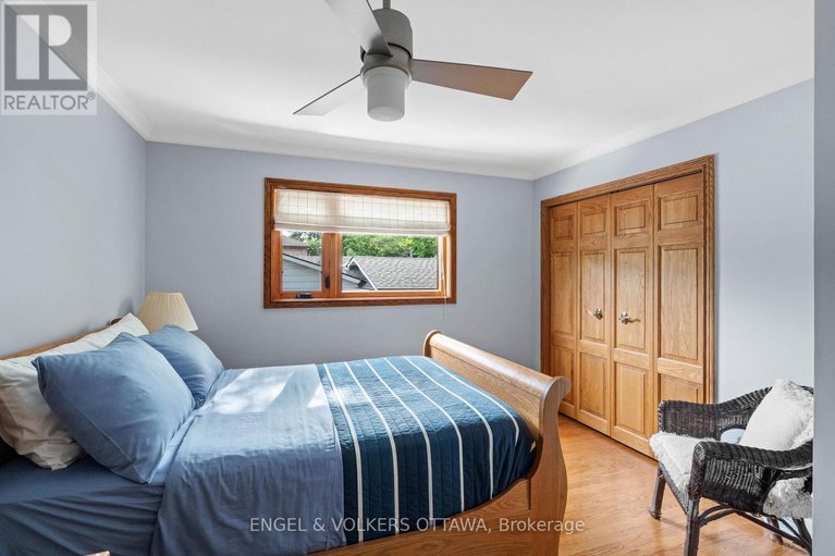 29614401/37-revol-road/merivale-gardens/ottawa/ontario/K2G0B8_16