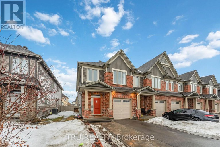 29458298/4031-kelly-farm-drive/blossom-parkkemp-parkfindlay-creek/ottawa/ontario/K1T0R6_2