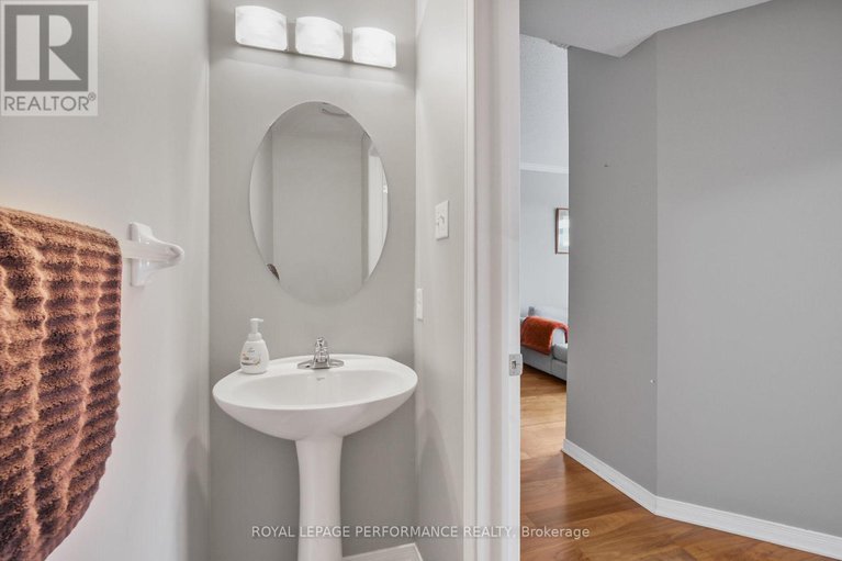 28731329/7-2086-valin-street/springridgeeast-village/ottawa/ontario/K4A0C1_6