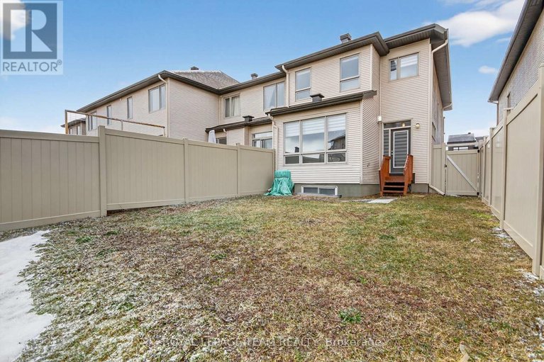 29541540/545-borbridge-avenue/riverside-southgloucester-glen/ottawa/ontario/K4M0J1_35
