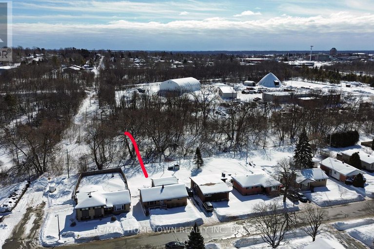 29417335/189-reynolds-drive/brockville/brockville/ontario/K6V1X3_36