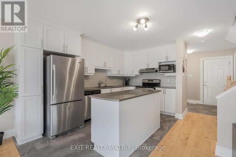 28611581/43-johanne-street/town-of-rockland/clarence-rockland/ontario/K4K0M3_8