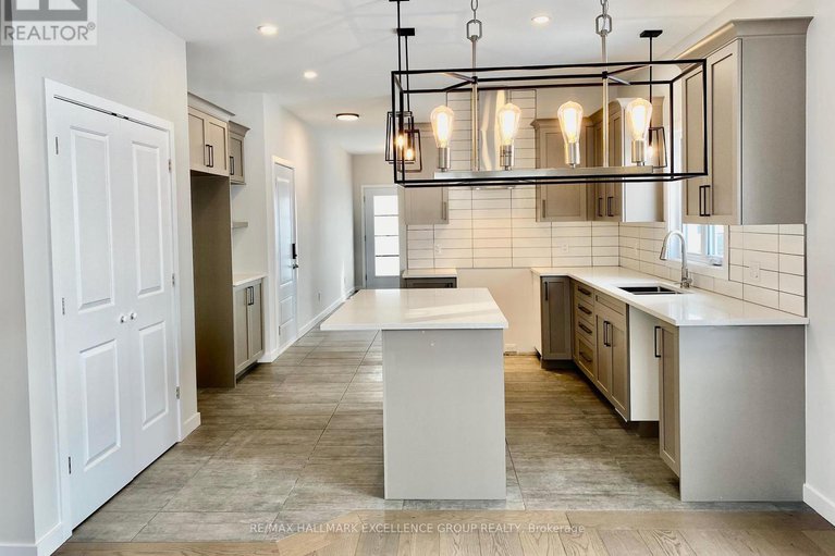 29029811/1117-bronze-lot-105-avenue/clarencerockland-twp/clarence-rockland/ontario/K4K0N4_4