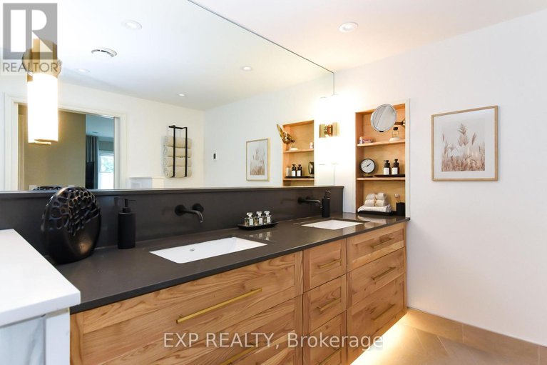 28597988/1866-beattie-avenue/playfair-park/ottawa/ontario/K1H5R8_27