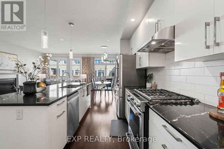 28999462/512-edenwylde-drive-e/remainder-of-stittsville-area/ottawa/ontario/K2S2K4_8