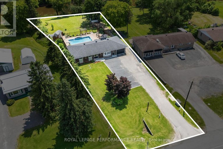 28821517/782-notre-dame-street/embrun/russell/ontario/K0A1W0_3