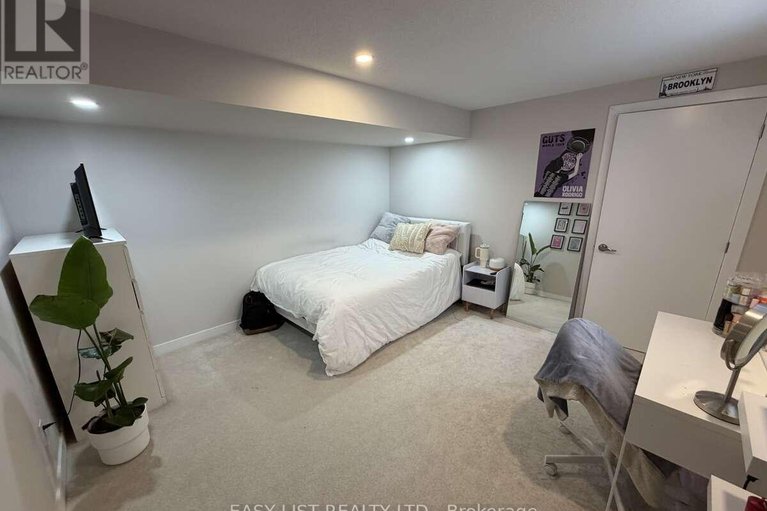 29335649/776-eminence-street/half-moon-bay/ottawa/ontario/K2J6X6_25