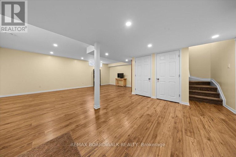 29377756/108-jade-street/town-of-rockland/clarence-rockland/ontario/K4K0C9_34