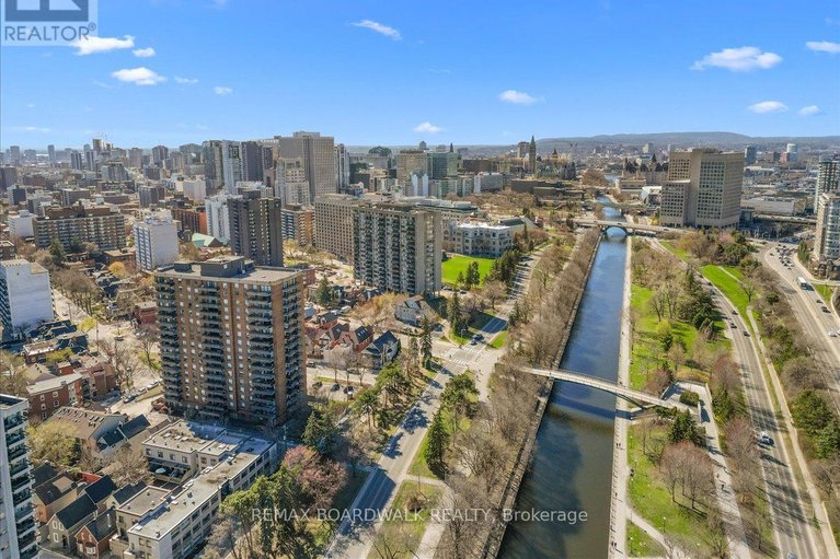 29678878/702-20-the-driveway-drive/ottawa-centregolden-triangle/ottawa/ontario/K2P1C8_29