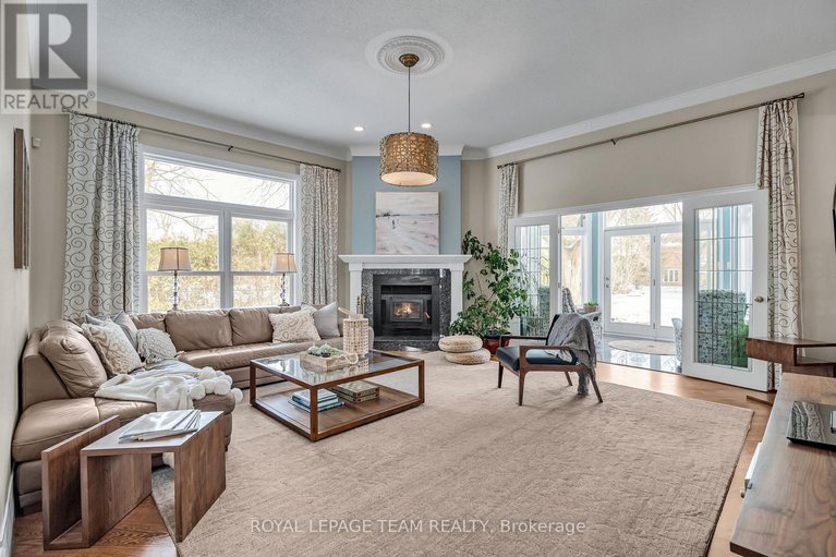 28078826/1345-potter-drive/manotick-village-manotick-estates/ottawa/ontario/K4M1C6_10