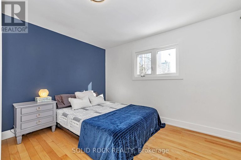 28475185/292-currell-avenue/westborohampton-park/ottawa/ontario/K1Z7J6_13