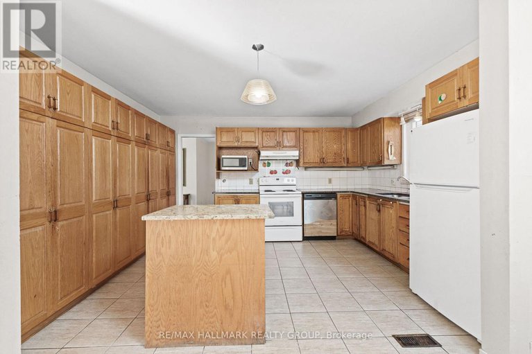 28647827/2-hackett-street/hunt-club-woods/ottawa/ontario/K1V0P8_11