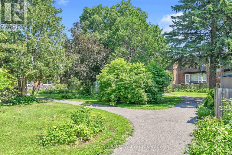 28610973/2280-cotters-crescent/windsor-park-village/ottawa/ontario/K1V8Y6_31
