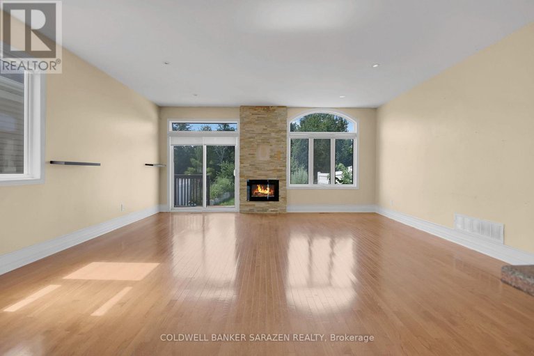 29195012/286-parkin-circle/blossom-parkkemp-parkfindlay-creek/ottawa/ontario/K1T4G8_24