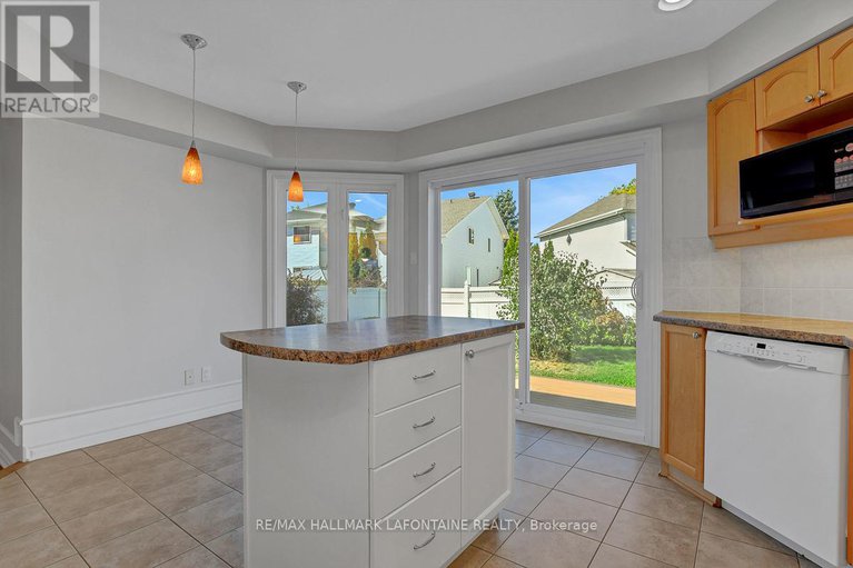 28939989/919-scala-avenue/notting-hillsummerside/ottawa/ontario/K4A4M7_16