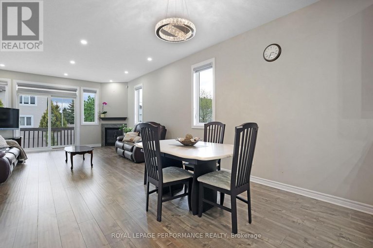 28652205/10-kinetic-way/cedargrovefraserdale/ottawa/ontario/K2J0C9_12