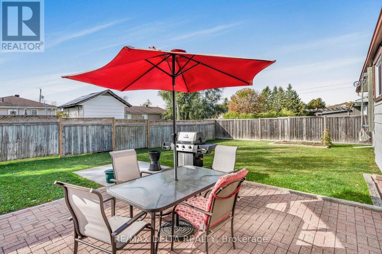 29413885/722-nicole-street/town-of-rockland/clarence-rockland/ontario/K4K1G4_5