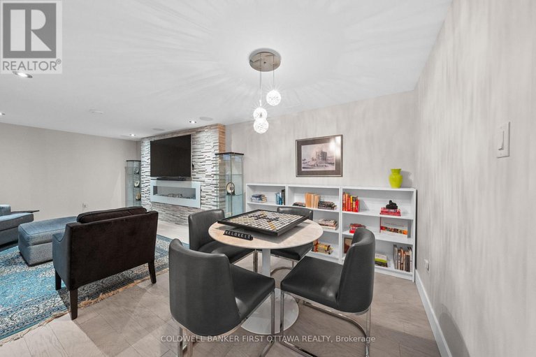 29322072/1828-heatherstone-crescent/springridgeeast-village/ottawa/ontario/K4A4P2_33