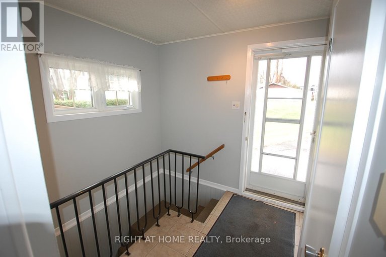 29593039/312-ramage-road/clarencerockland-twp/clarence-rockland/ontario/K4K1K7_16