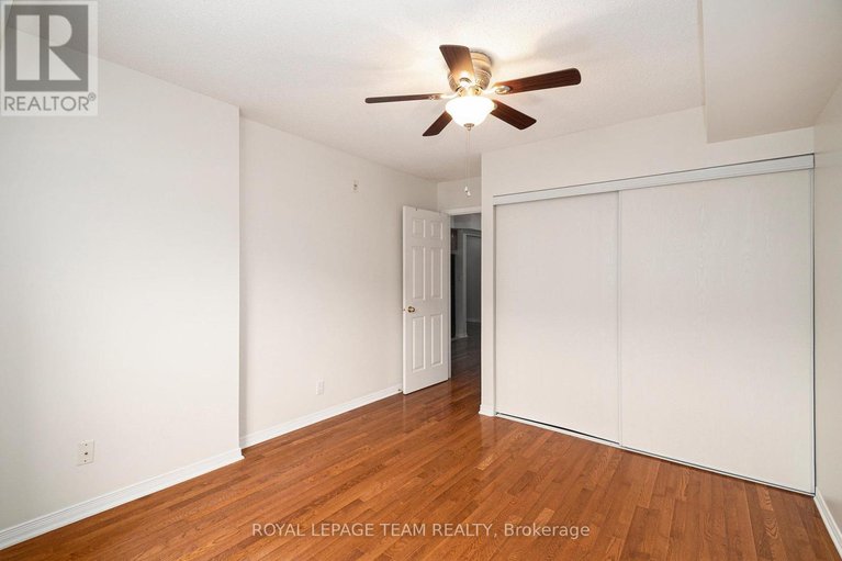 28632770/507-320-centrum-boulevard/bilberry-creekqueenswood-heights/ottawa/ontario/K1E3X9_13