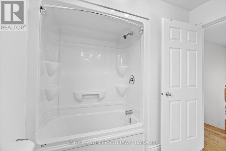 28882632/2269-marble-crescent/town-of-rockland/clarence-rockland/ontario/K4K0H1_19