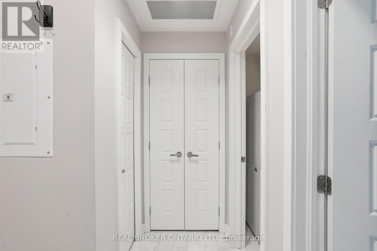 29224789/318-300b-lett-street/west-centre-town/ottawa/ontario/K1R0B8_29