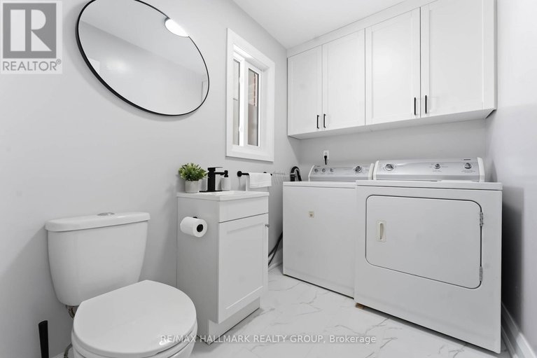 29650101/19-kingsford-crescent/beaverbrook/ottawa/ontario/K2K1T5_16