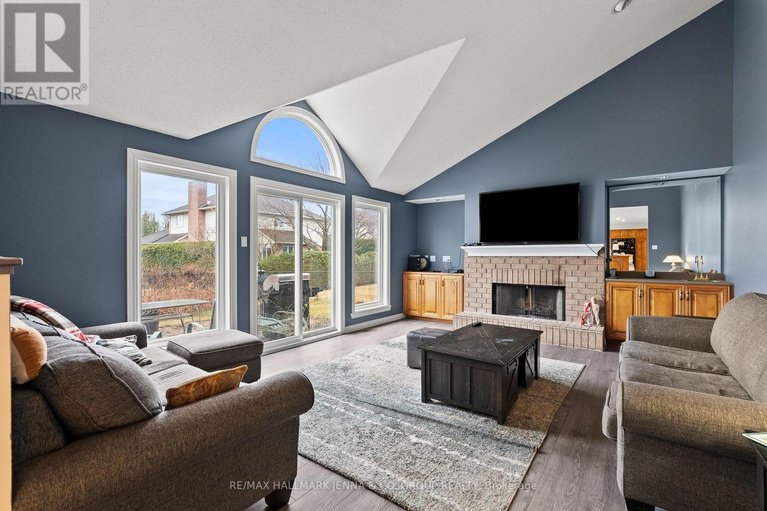 29601661/14-holly-ridge/stittsville-central/ottawa/ontario/K2S1C9_17