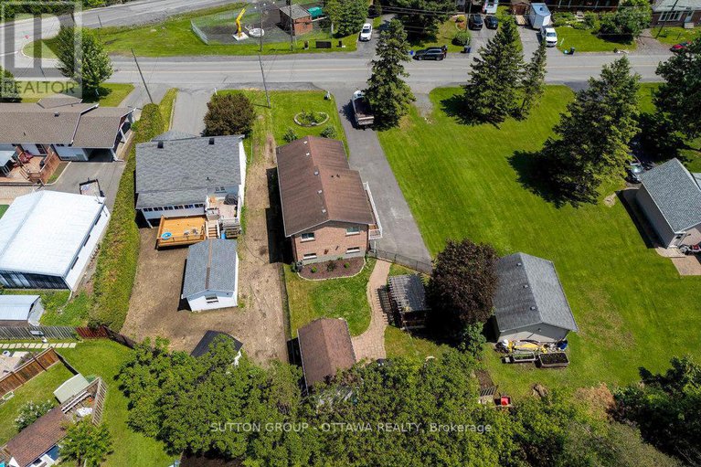 28548965/223-des-outaouais-street/town-of-rockland/clarence-rockland/ontario/K4K1G2_48