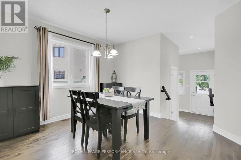 28636088/895-ashenvale-way/avalon-east/ottawa/ontario/K4A0R8_8