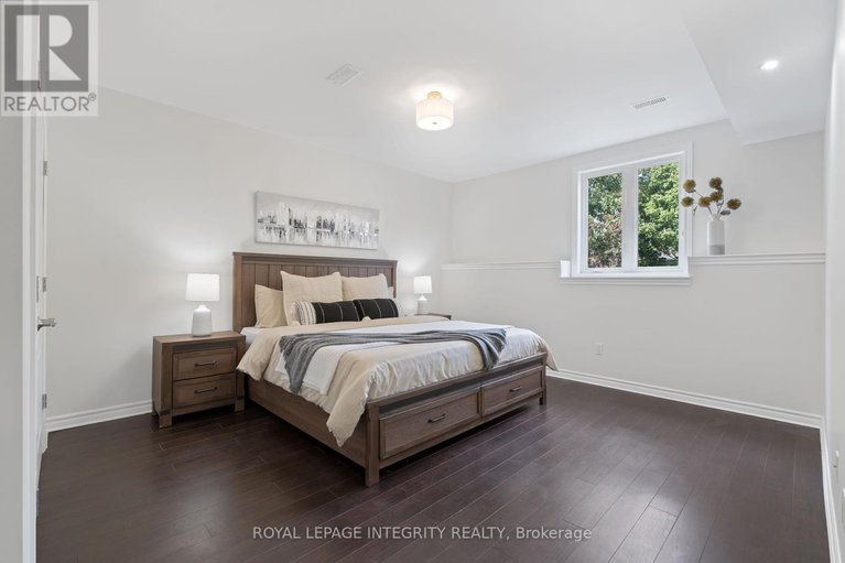 28836362/449-landswood-way/stittsville-south/ottawa/ontario/K2S0A4_22
