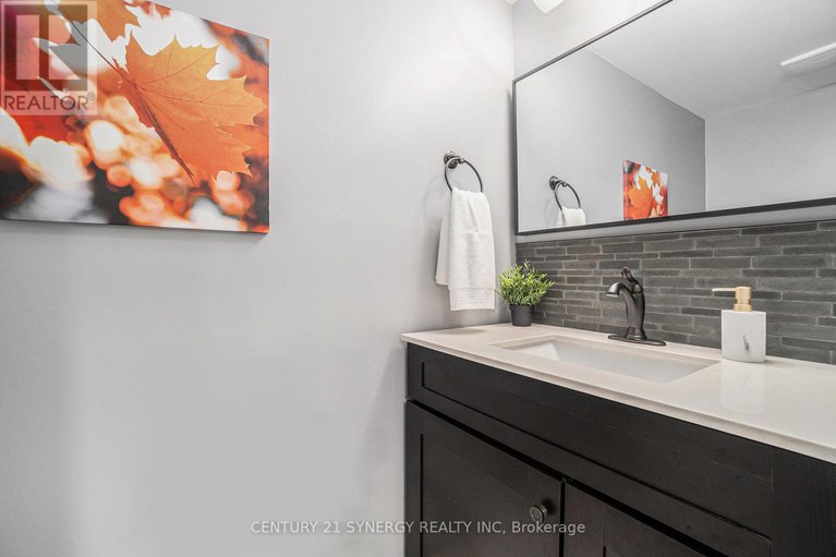 28762842/46-paddington-private/heron-gateindustrial-park/ottawa/ontario/K1V0T2_14