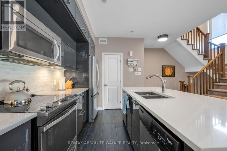 28975747/129-chaperal-private/avalon-west/ottawa/ontario/K4A0T6_17