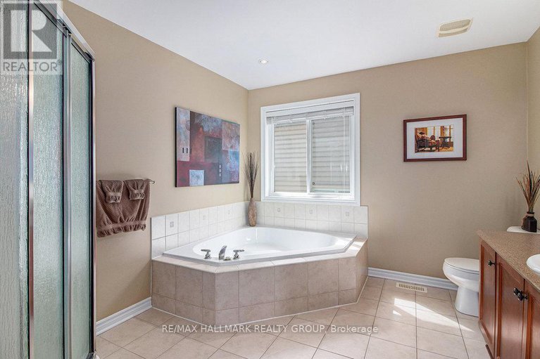 28370521/280-trail-side-circle/springridgeeast-village/ottawa/ontario/K4A5B1_20