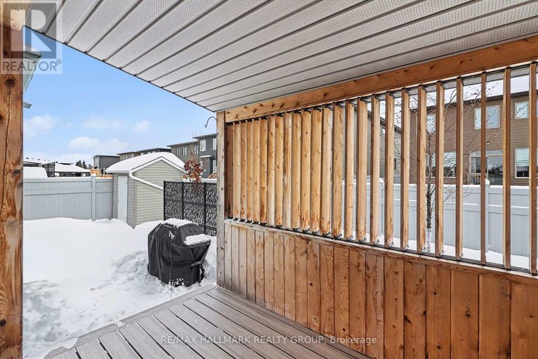 29474227/825-platinum-street/clarencerockland-twp/clarence-rockland/ontario/K4K0J2_44