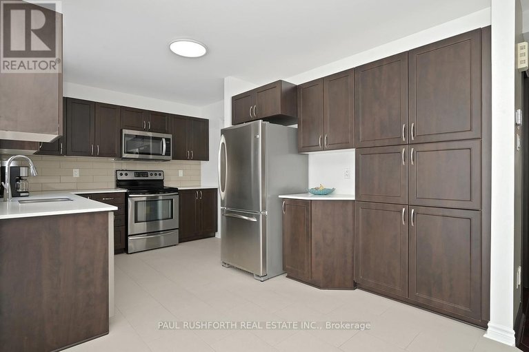 29600706/310-sarabella-street/avalon-east/ottawa/ontario/K4A0A3_16