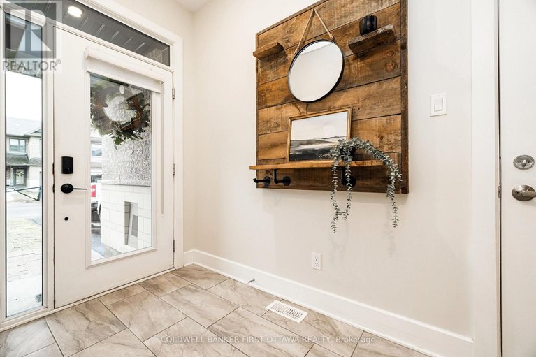 29499389/211-purchase-crescent/stittsville-south/ottawa/ontario/K2S2L8_5