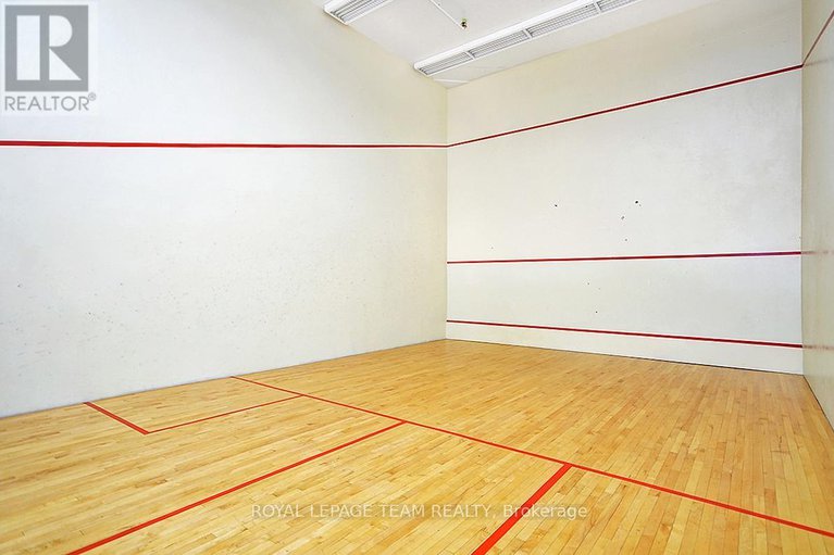 28414487/303-1500-riverside-drive/riverview-park/ottawa/ontario/K1G4J4_25