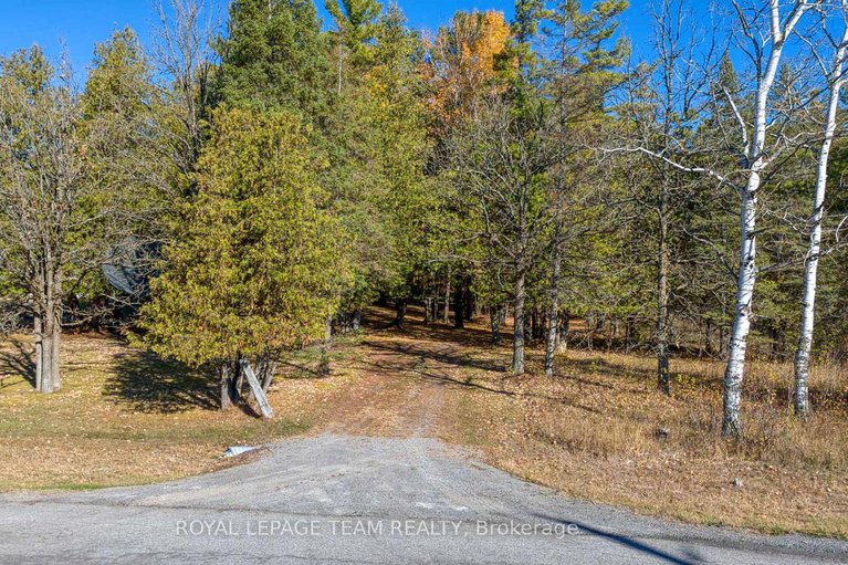 29056682/1674-burnt-lands-road/huntley-ward-north-west/ottawa/ontario/K0A1L0_31