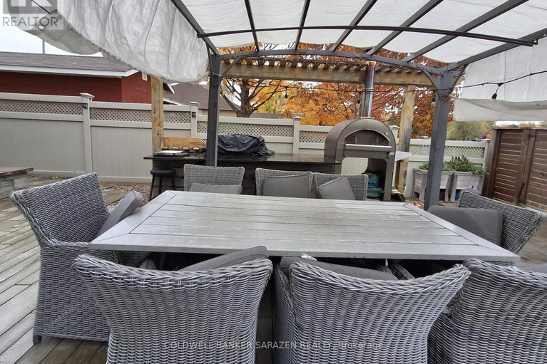 29250124/1722-athans-avenue/blossom-parkleitrim/ottawa/ontario/K1T1L1_5