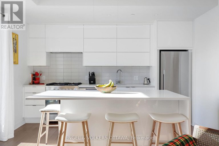 29369215/308-135-barrette-street/vanier/ottawa/ontario/K1L7Z9_13