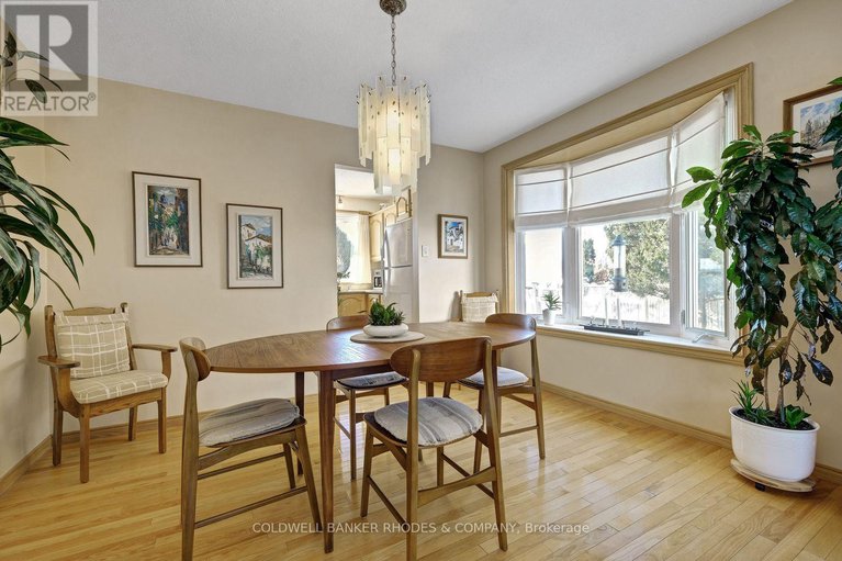 29319583/1550-northdale-street/pineview/ottawa/ontario/K1B4G8_12