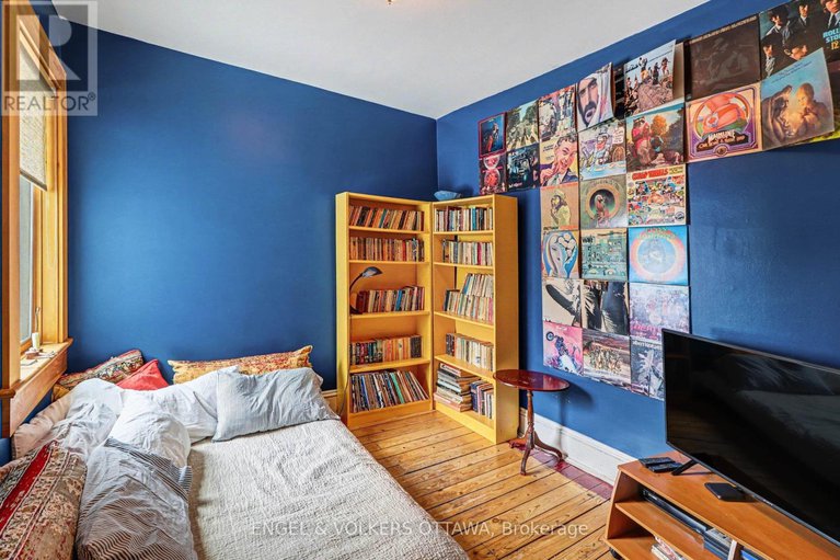 29394654/88-pinhey-street/hintonburg/ottawa/ontario/K1Y1T4_16