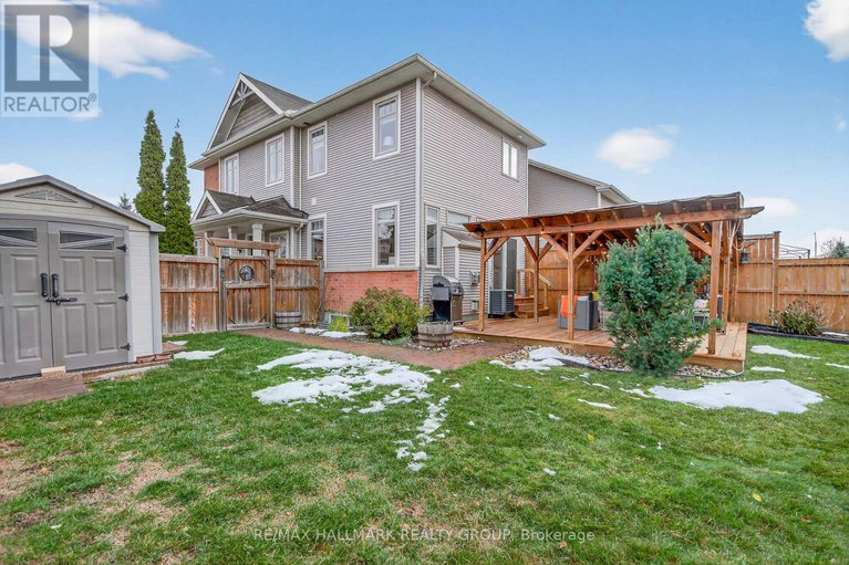 29111123/668-bowercrest-crescent/riverside-southgloucester-glen/ottawa/ontario/K1V2M2_46