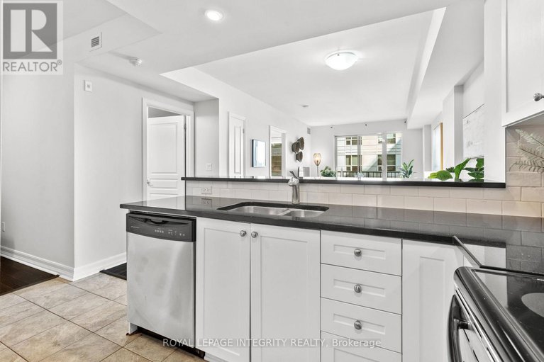 29160296/309-200-besserer-street-n/sandy-hill/ottawa/ontario/K1N0A7_12