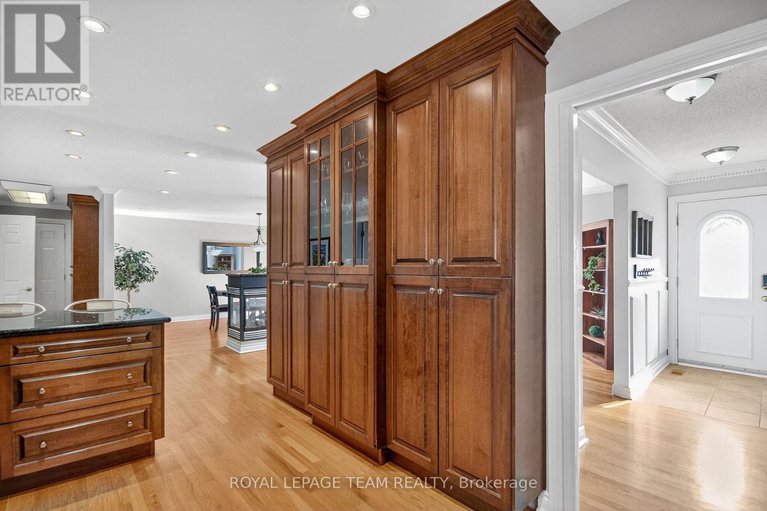 29003460/1079-christopher-drive/manotick-long-island-nicholls-island/ottawa/ontario/K4M1J2_18