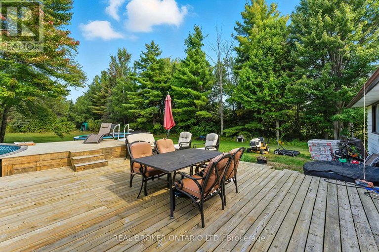 28883258/2627-donnelly-drive/rideau-twp-s-of-reg-rd-6-w-of-mccordick-rd/ottawa/ontario/K0G1J0_22