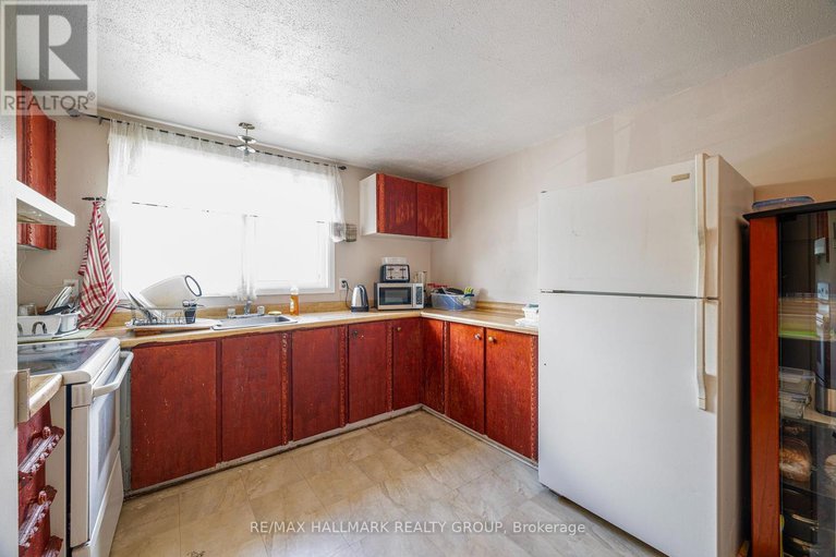 28860650/1478-h-heatherington-road/heron-gateindustrial-park/ottawa/ontario/K1V6S1_7